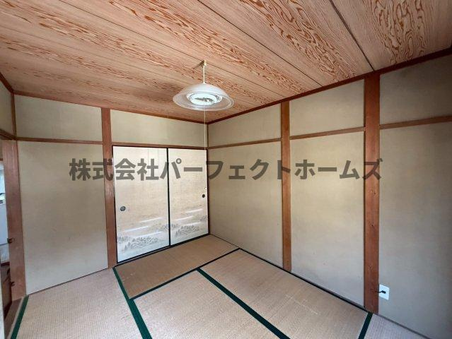 高野道1丁目戸建　賃貸の和室|い草の香りが落ち着く素敵な和室です