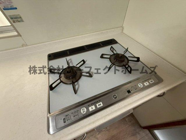 高野道1丁目戸建　賃貸のキッチン|コンパクトなキッチンで掃除もラクラク
