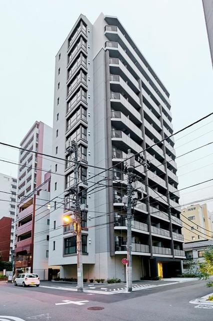 ベルファース神田神保町の外観