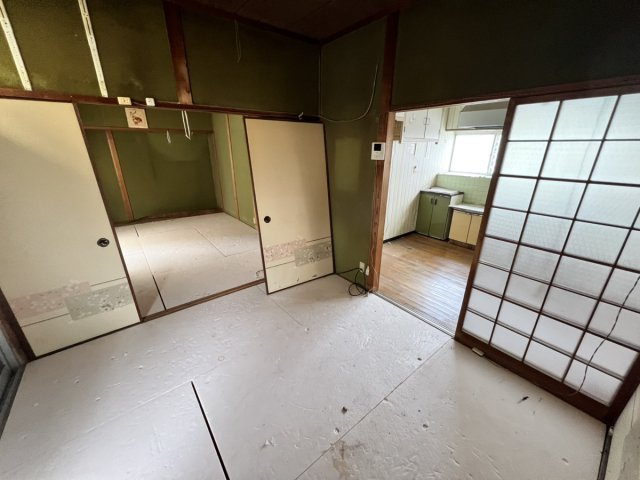 竹原町戸建の和室