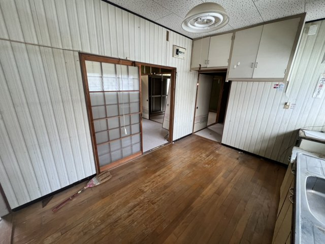 竹原町戸建のダイニング
