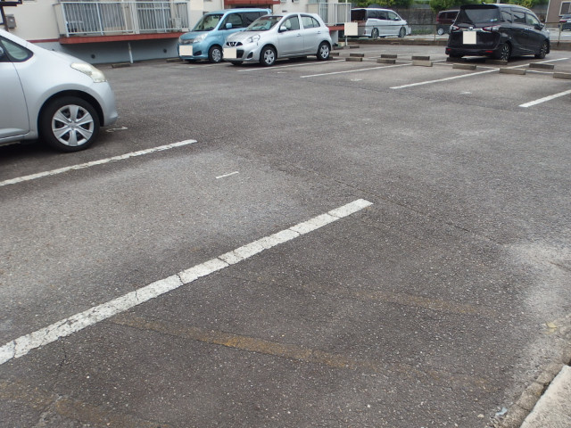 パークハウスあまのの駐車場