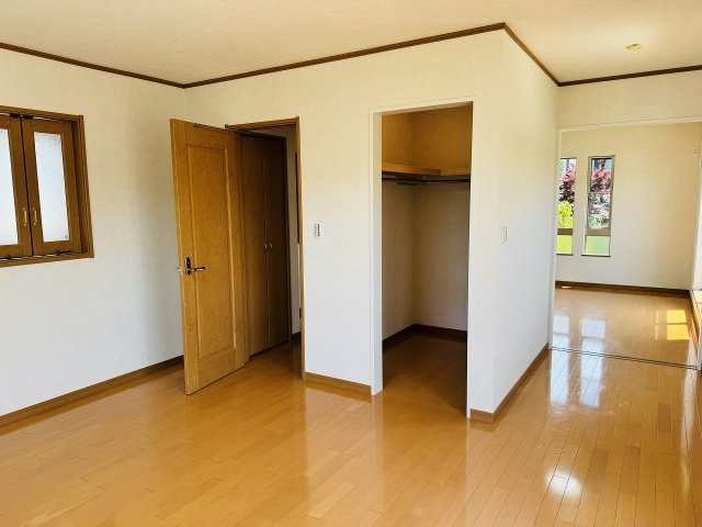 八王子市　城山手　中古戸建ての収納|～各居室クローゼット付き～