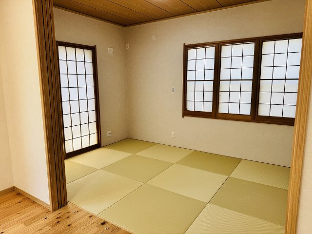 八王子市　城山手　中古戸建ての和室|～1階６畳の和室～