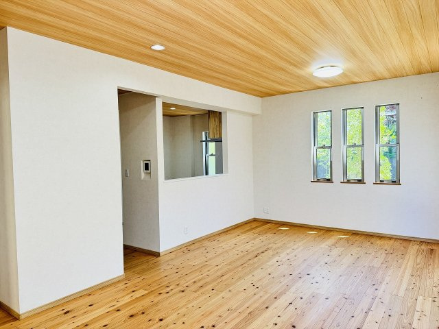 八王子市　城山手　中古戸建てのセキュリティ|～TVモニター付インターホン　訪問者の確認に便利です～