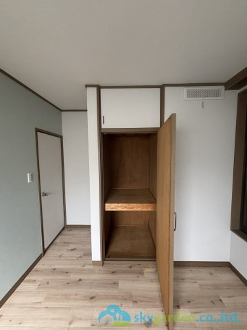 平塚市万田2丁目　中古戸建の収納
