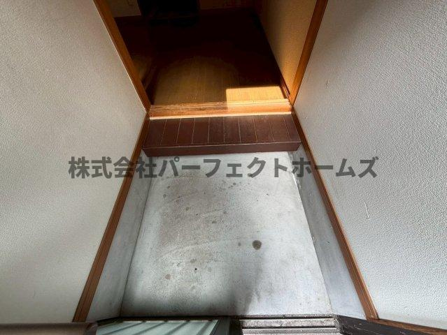 黒原城内町テラスハウス　賃貸の玄関|シンプルで使いやすい玄関です