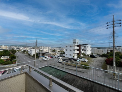  | 八重瀬町伊覇