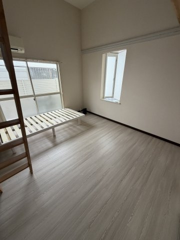 キャンパス須磨離宮の居間・リビング