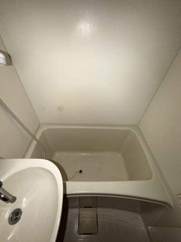 キャンパス須磨離宮の浴室