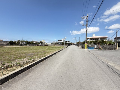 【前面道路含む現地写真】 | 糸満市喜屋武（全2区画）1号地 | ※東側公道5.8m♪