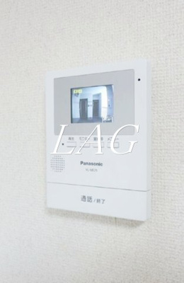 【セキュリティ】 | サヴィリ | モニター付きインターホンです。