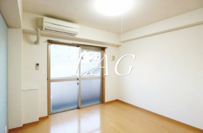 【居間・リビング】 | サヴィリ | 洋室のお部屋です。