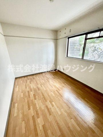 箕面リビエールハイツ1stの寝室