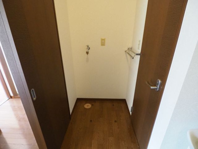 【設備】 | グレースプレジオ | 洗濯機置き場