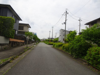 【前面道路含む現地写真】 | 川西市水明台3丁目7の25　建築条件無土地