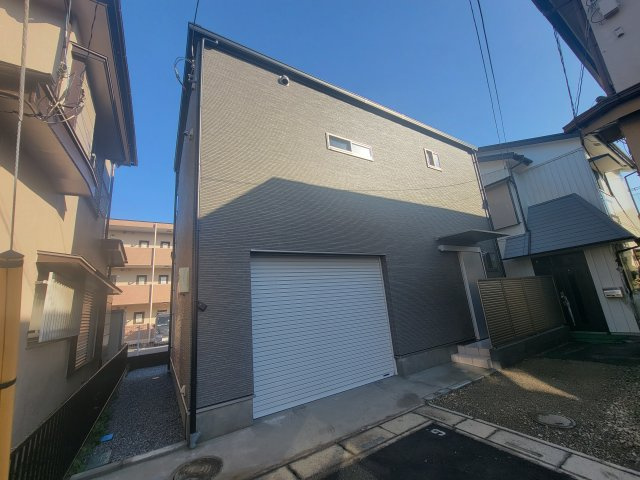 里ガレージ付新築戸建