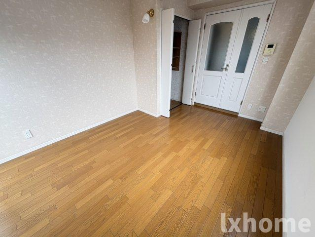 メゾンドバランシヤの寝室|落ち着いて過ごせるお部屋なので、寝室にいかがでしょうか