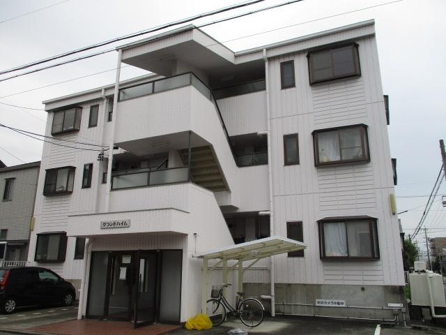 グランドハイムの外観