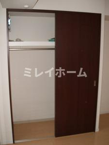 クリオレジダンス大森WESTの収納|同建物内別のお部屋の参考写真になります。
