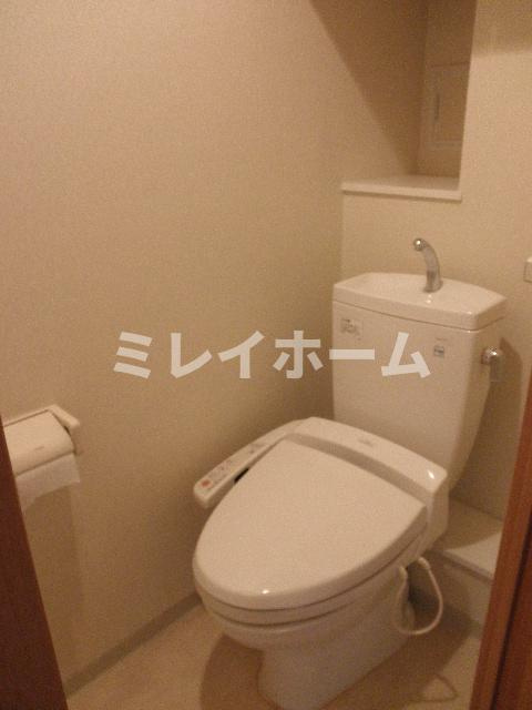 クリオレジダンス大森WESTのトイレ|同建物内別のお部屋の参考写真になります。