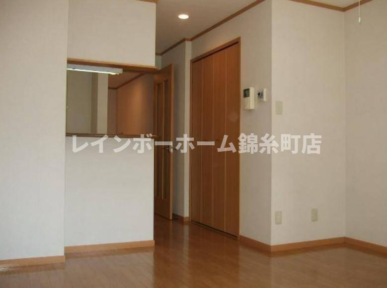 エルンテの居間・リビング|※別部屋参照写真となります。