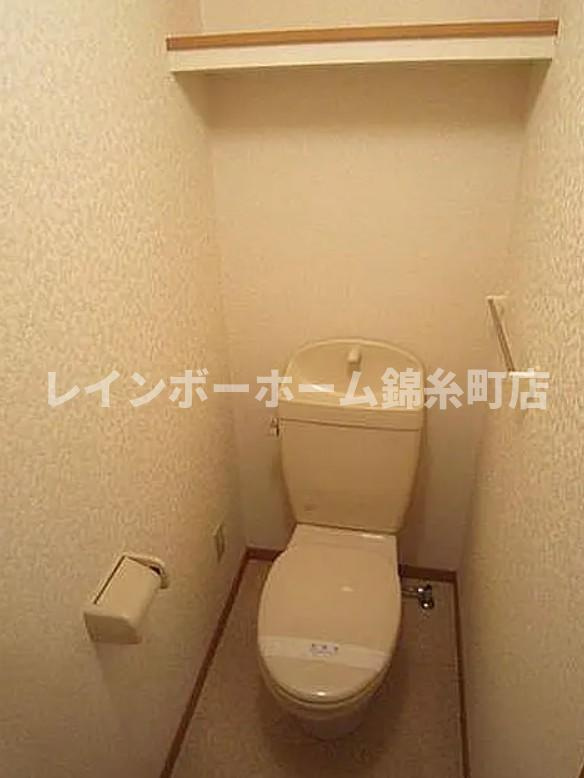 エルンテのトイレ|※別部屋参照写真となります。