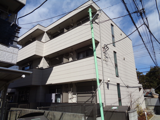 クレドール湘南の外観
