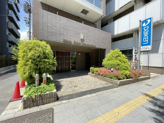アーバンキャッスル南千住のエントランス