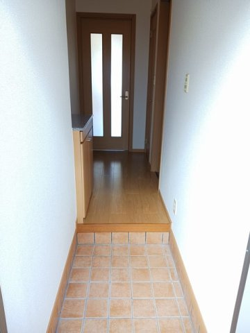 サンカル－ジの玄関|ゆったりとした玄関です