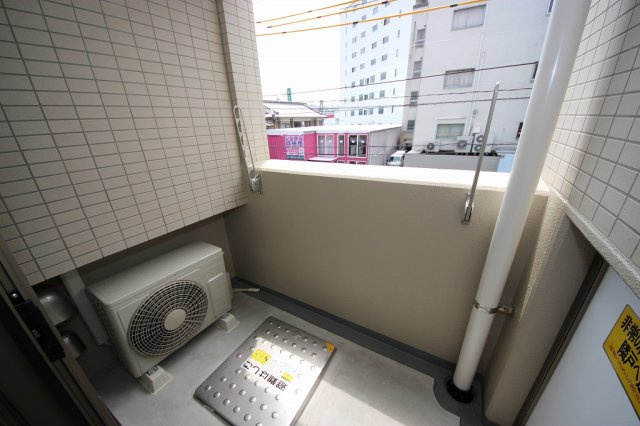 オンフォレストシノノメのバルコニー|暖かな日差しのふりそそぐバルコニー