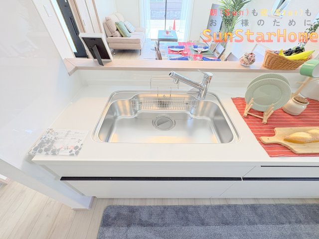【サンスターホーム】青梅市新町5丁目　新築E号棟のキッチン