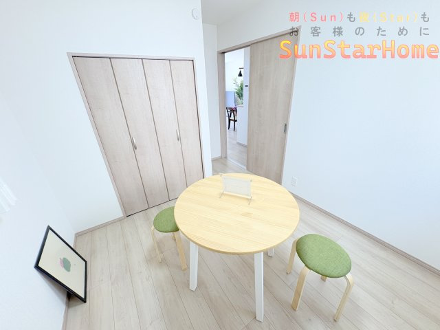 【サンスターホーム】青梅市新町5丁目　新築E号棟の洋室