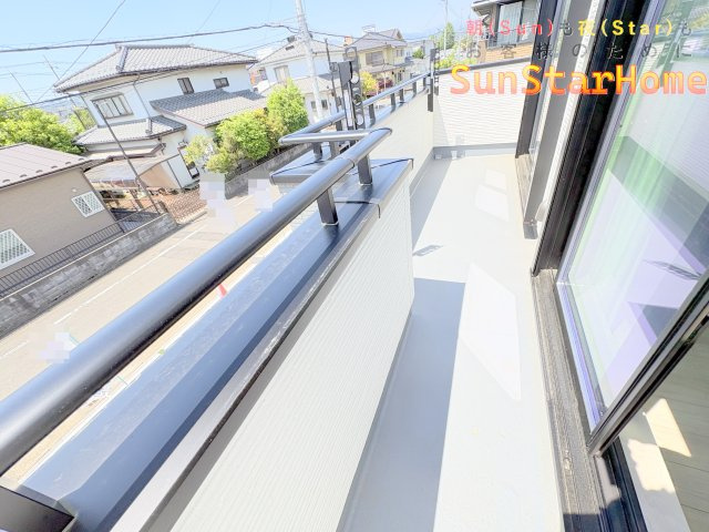 【サンスターホーム】青梅市新町5丁目　新築E号棟のバルコニー