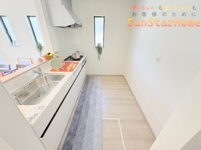 【サンスターホーム】青梅市新町5丁目　新築E号棟のキッチン