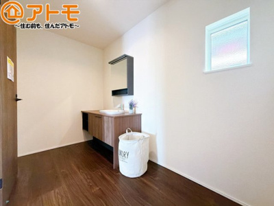【居間・リビング】 | 沼津市豊町01期　新築一戸建て　全1棟
