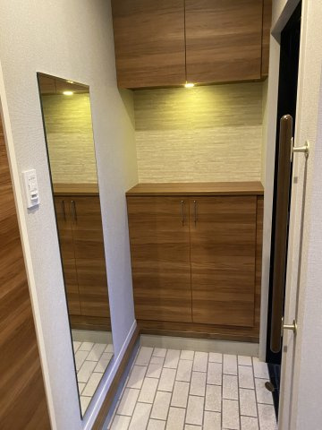 ディアス奥山の玄関