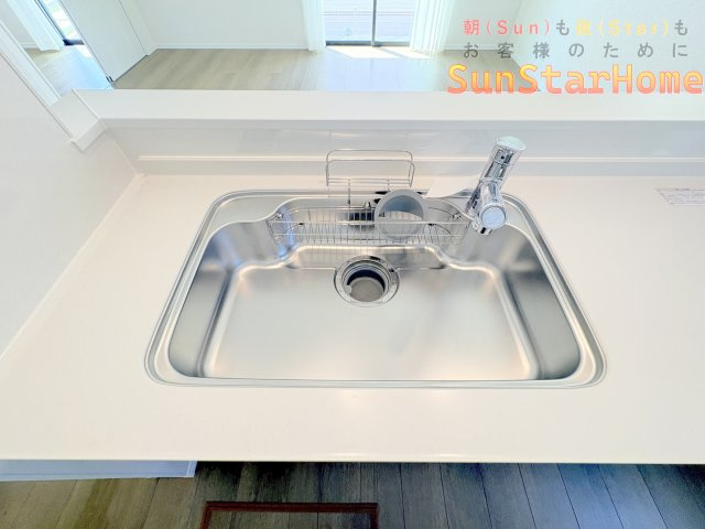 【サンスターホーム】青梅市新町5丁目　新築B号棟のキッチン