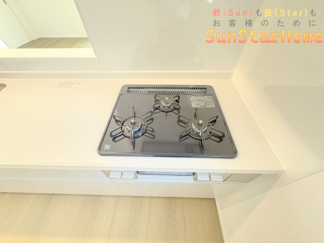 【サンスターホーム】青梅市新町5丁目　新築B号棟のキッチン