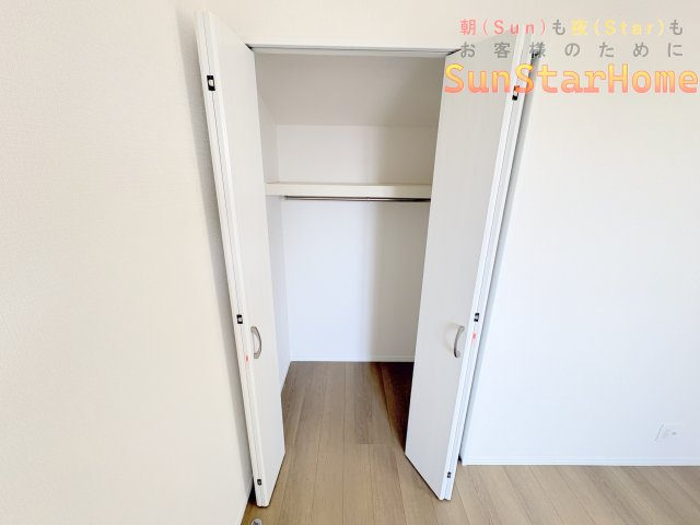【サンスターホーム】青梅市新町5丁目　新築B号棟の収納