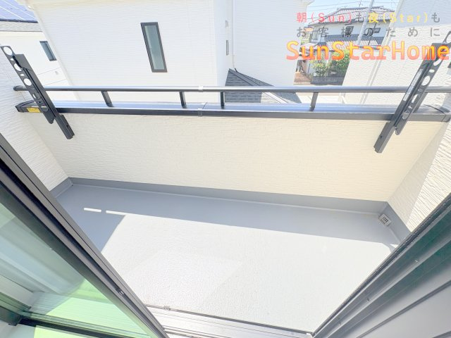 【サンスターホーム】青梅市新町5丁目　新築B号棟のバルコニー