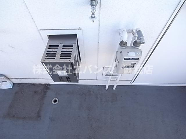 【エントランス】 | コーポ葛城 | 洗濯機置き場