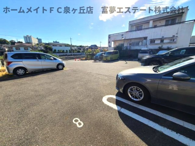 ロッシュ・フォーレの駐車場