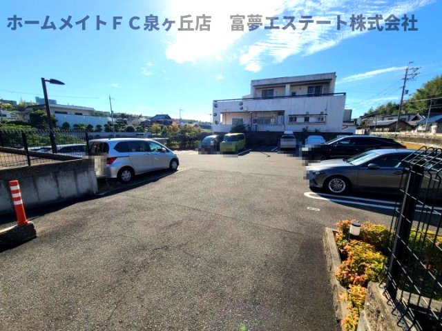 ロッシュ・フォーレの駐車場