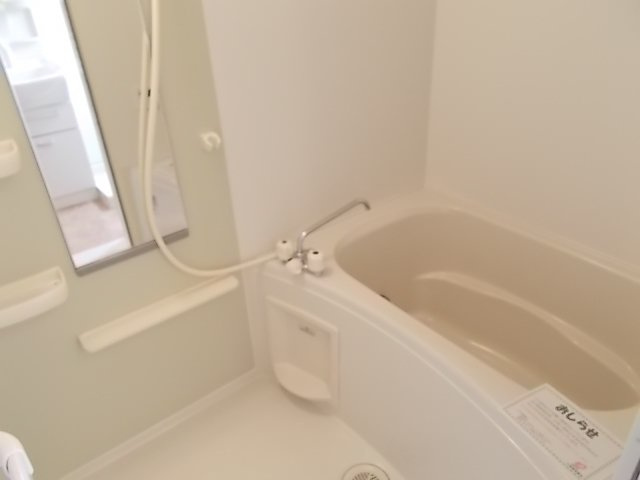 サンクレスト東野の浴室
