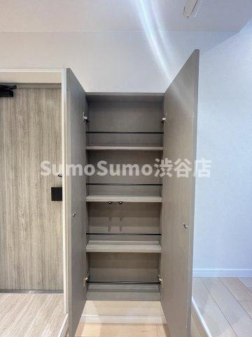 グランメゾン目黒の収納|たっぷりとした収納スペースです
