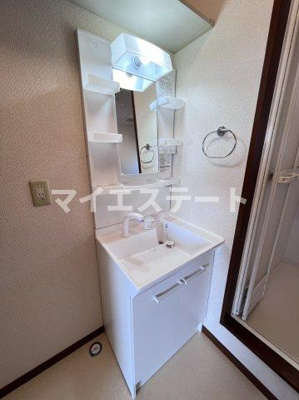 【独立洗面台】 | ファミリアコーポレーションⅡ | 別部屋写真使用
