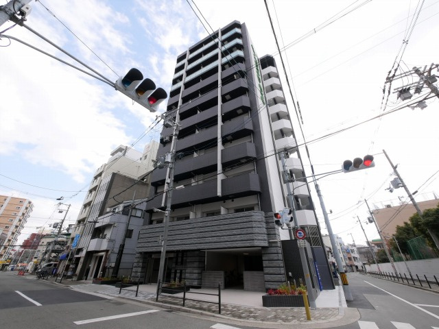 大阪市浪速区恵美須西２丁目の賃貸マンションの外観
