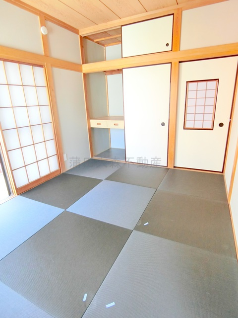 西蒲田3丁目戸建の寝室|2階北側の和室6帖