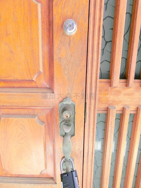 西蒲田3丁目戸建の玄関